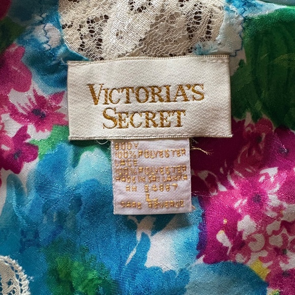 Vintage Victoria's Secret slip dress - Picture 2 of 5